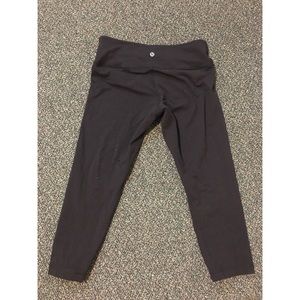 Lululemon cropped leggings
